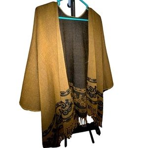 Nativo Fashion Reversible Brown and Camel cardigan poncho Shawl cover up